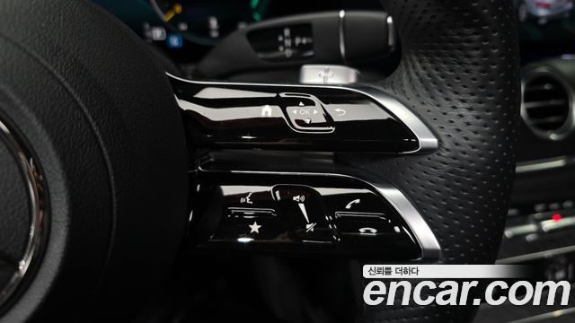 Mercedes-Benz E-Class (W213) E220d 4MATIC AMG Line 2022 — фото 32