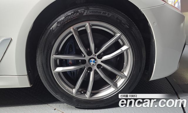 BMW 5 Series (G30) 530i xDrive M Sport Package 2018 — фото 21