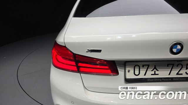 BMW 5 Series (G30) 530i xDrive M Sport Package 2018 — фото 23