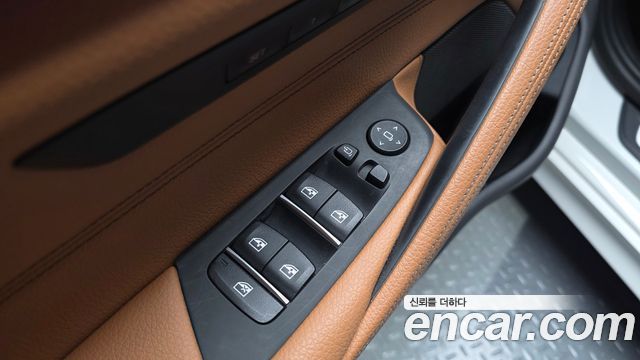 BMW 5 Series (G30) 530i xDrive M Sport Package 2018 — фото 36