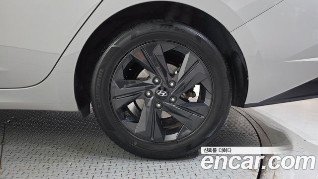Hyundai Avante (CN7) 1.6 Inspiration 2021 — фото 21