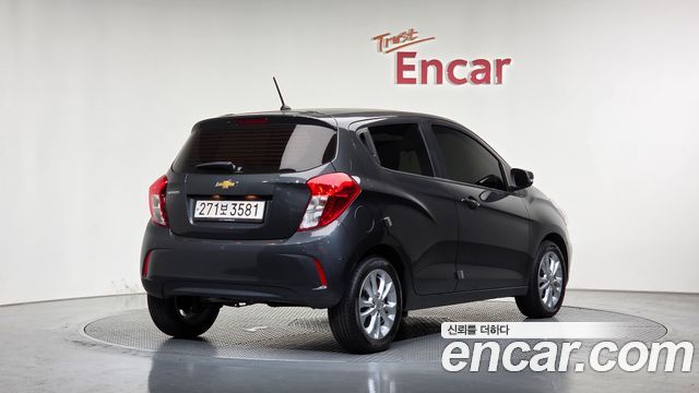 Chevrolet Spark LT 2021 — фото 2