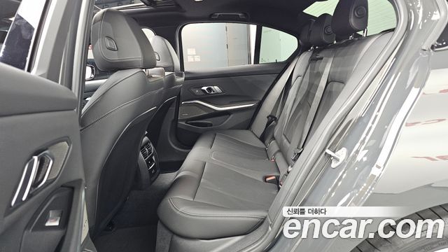 BMW 3 Series (G20) 320i M Sport 2025 — фото 12