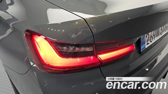 BMW 3 Series (G20) 320i M Sport 2025 — фото 23