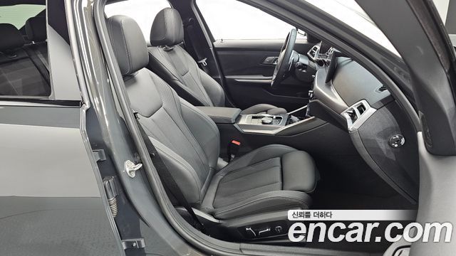BMW 3 Series (G20) 320i M Sport 2025 — фото 26