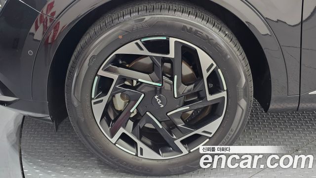 Kia Sportage (V) LPG 2.0 2WD Signature 2023 — фото 5
