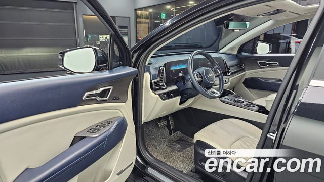 Kia Sportage (V) LPG 2.0 2WD Signature 2023 — фото 10