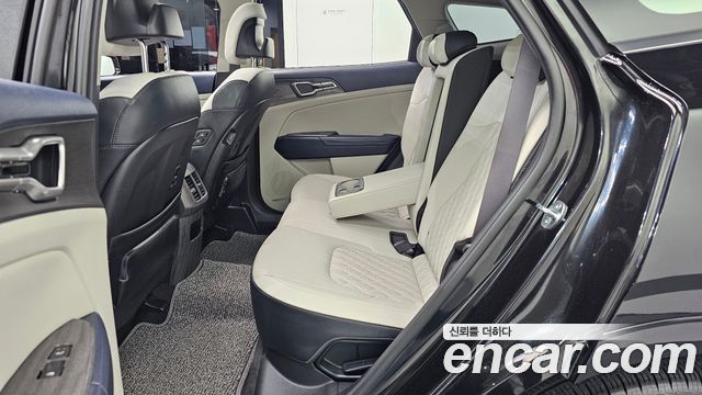 Kia Sportage (V) LPG 2.0 2WD Signature 2023 — фото 12