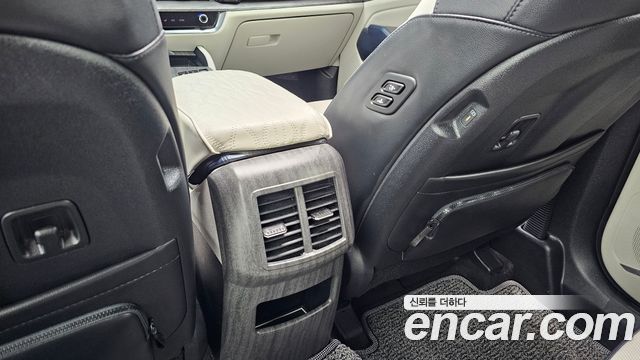 Kia Sportage (V) LPG 2.0 2WD Signature 2023 — фото 30
