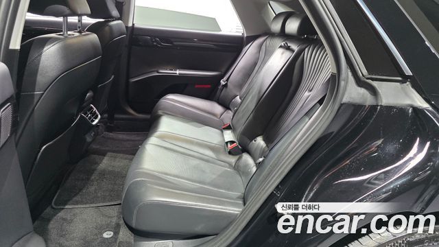 Hyundai Grandeur (GN7) 2,5 Gasoline 2WD Exclusive 2023 — фото 11