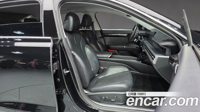 Hyundai Grandeur (GN7) 2,5 Gasoline 2WD Exclusive 2023 — фото 26