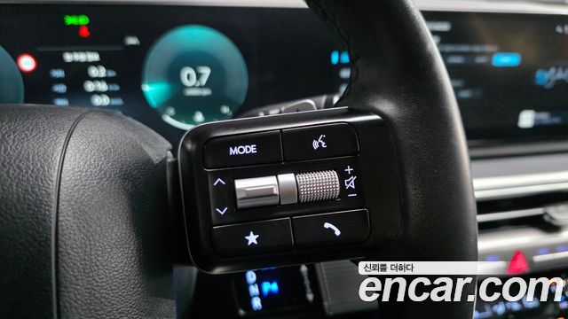 Hyundai Grandeur (GN7) 2,5 Gasoline 2WD Exclusive 2023 — фото 31