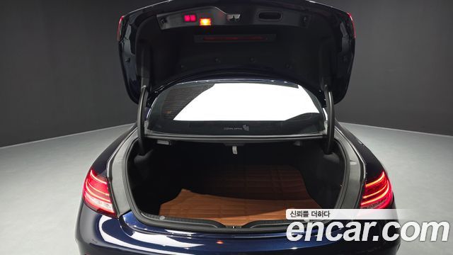 Mercedes-Benz C-Class (W205) C220 d 4MATIC Coupe 2019 — фото 20