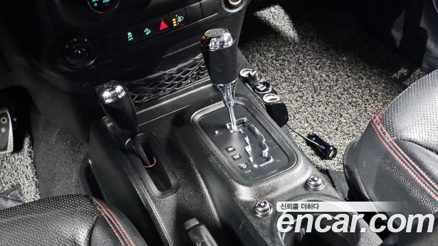 Jeep Wrangler (JK) 3.6 Rubicon 4Door 2017 — фото 9