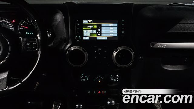 Jeep Wrangler (JK) 3.6 Rubicon 4Door 2017 — фото 15