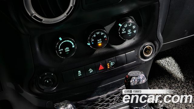 Jeep Wrangler (JK) 3.6 Rubicon 4Door 2017 — фото 16