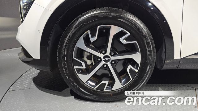 Kia Sportage Hybrid (V) Nobleless 2WD 2022 — фото 5