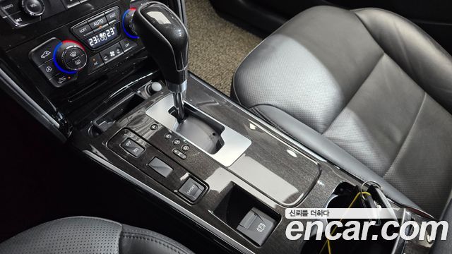 Renault Korea SM7 Nova 2.5 V6 2019 — фото 9