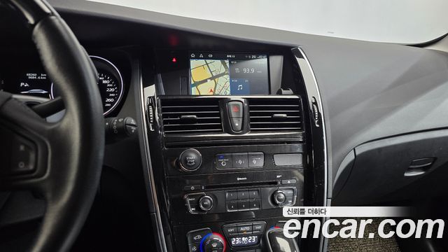 Renault Korea SM7 Nova 2.5 V6 2019 — фото 12