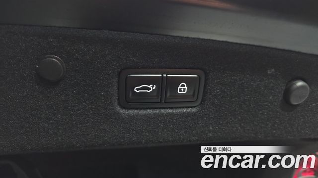 Kia K8 2.5 Gasoline 2WD Signature Special 2023 — фото 24
