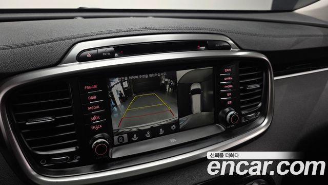 Kia Sorento Diesel 2.0 2WD Noblesse Special 2016 — фото 20