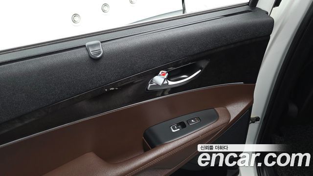 Kia Sorento Diesel 2.0 2WD Noblesse Special 2016 — фото 23