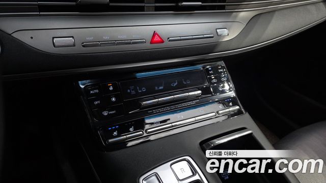 Hyundai Grandeur (IG) 2.5 Premium Choice 2020 — фото 21