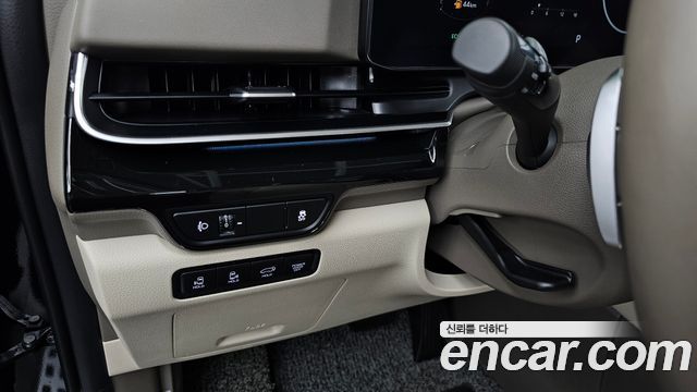 Kia Carnival (IV) Diesel 9-Seater Hi Limousine Signature 2025 — фото 28