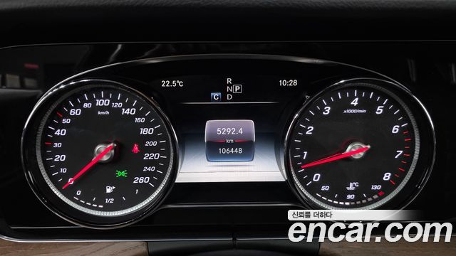Mercedes-Benz E-Class (W213) E300 4MATIC Exclusive 2018 — фото 8