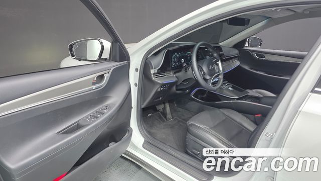 Hyundai Grandeur (IG) 2.5 Le Blanc 2023 — фото 10