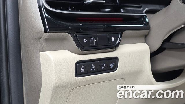 Kia Carnival (IV) Gasoline 9-Seater Hi Limousine Signature 2025 — фото 27