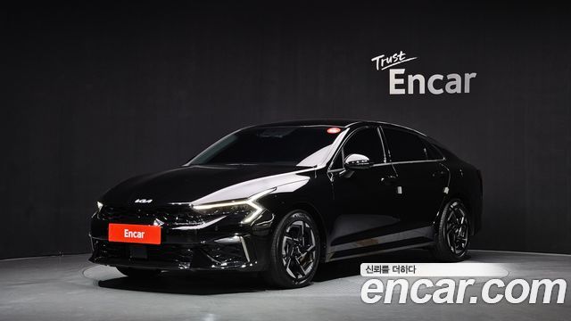 Kia K5 (III) 2.0 Noblesse 2024 — фото 1