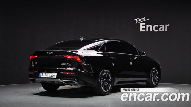 Kia K5 (III) 2.0 Noblesse 2024 — фото 2