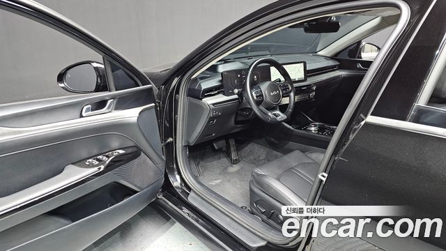 Kia K5 (III) 2.0 Noblesse 2024 — фото 10