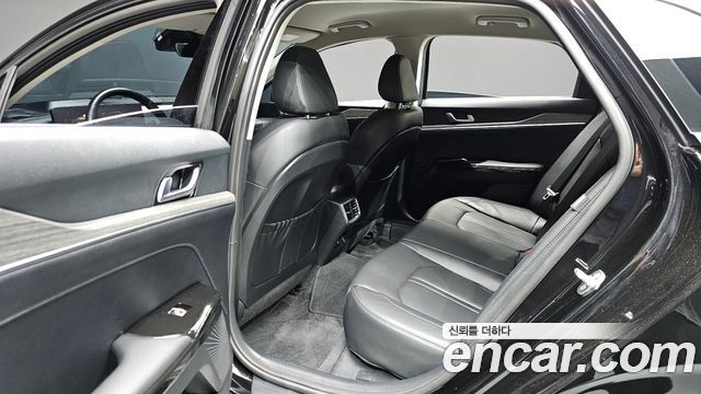 Kia K5 (III) 2.0 Noblesse 2024 — фото 12