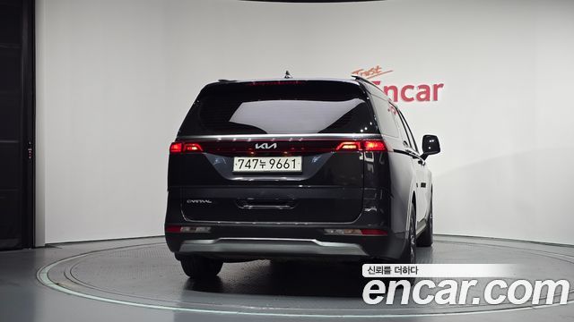 Kia Carnival (IV) Diesel 11-Seater Signature 2023 — фото 4