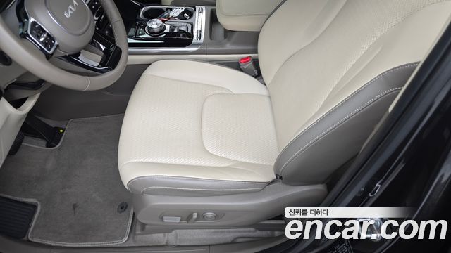 Kia Carnival (IV) Diesel 11-Seater Signature 2023 — фото 18