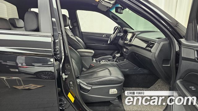 KG Mobility (SsangYong) Rexton Sports Khan Diesel 2.2 4WD Prestige 2021 — фото 15