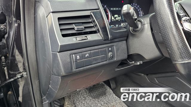 KG Mobility (SsangYong) Rexton Sports Khan Diesel 2.2 4WD Prestige 2021 — фото 20