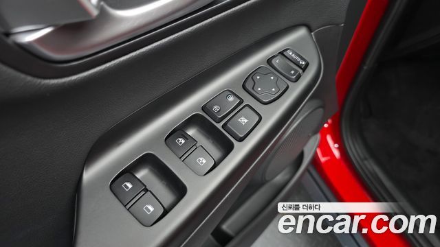 Hyundai Kona Gasoline 1.6 Turbo 2WD Inspiration 2022 — фото 13