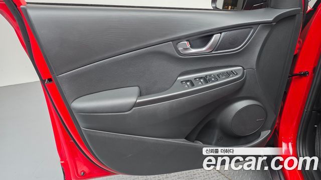 Hyundai Kona Gasoline 1.6 Turbo 2WD Inspiration 2022 — фото 24