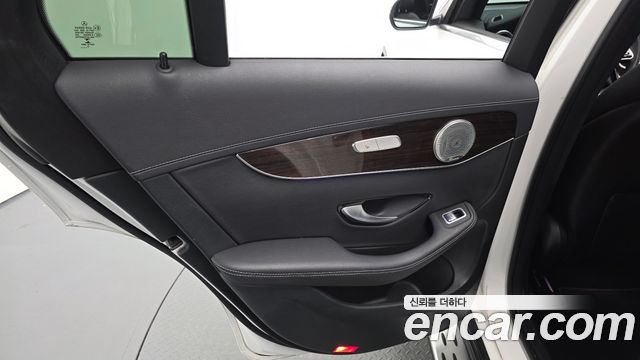 Mercedes-Benz GLC-Class (X253) GLC300 4MATIC 2020 — фото 25