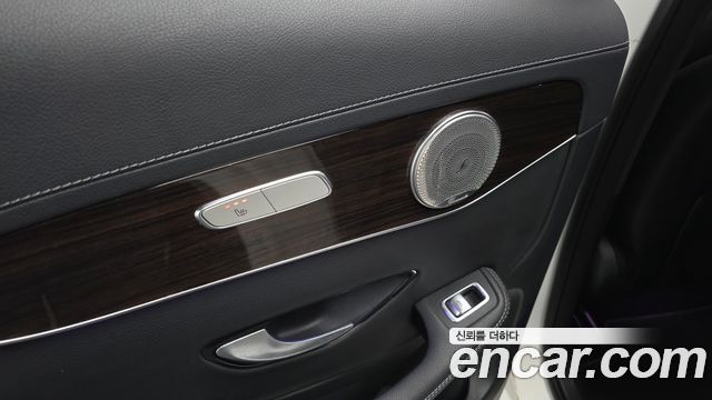 Mercedes-Benz GLC-Class (X253) GLC300 4MATIC 2020 — фото 28