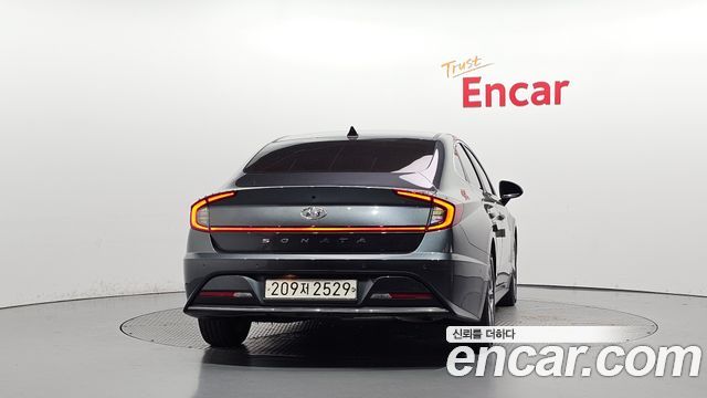 Hyundai Sonata (DN8) 2.0 Premium Family 2020 — фото 4