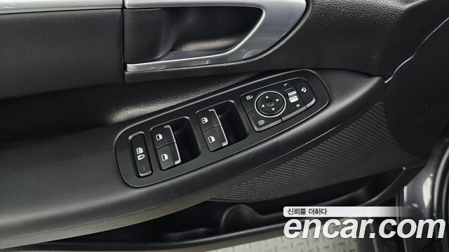 Hyundai Sonata (DN8) 2.0 Premium Family 2020 — фото 20