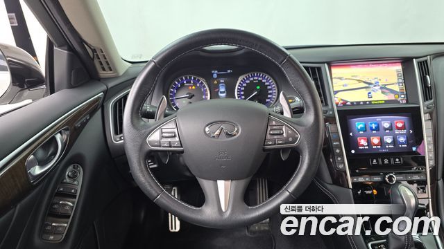 Infiniti Q50 3.5 Hybrid Hi-Tech 2015 — фото 17