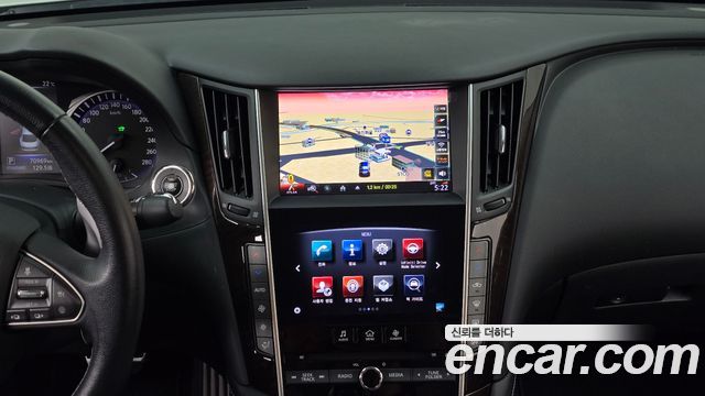 Infiniti Q50 3.5 Hybrid Hi-Tech 2015 — фото 18
