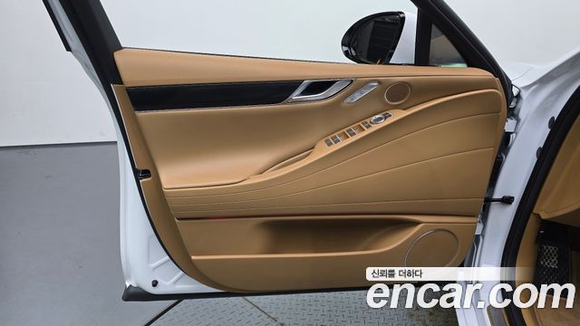 Genesis G80 (RG3) Gasoline 2.5 Turbo AWD 2026 — фото 24