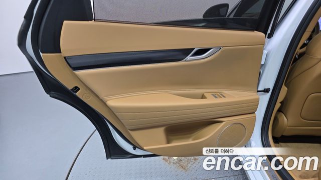 Genesis G80 (RG3) Gasoline 2.5 Turbo AWD 2026 — фото 25