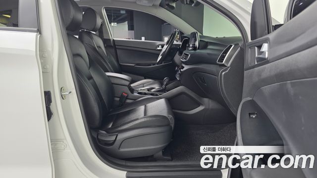 Hyundai Tucson Gasoline 1.6 turbo 2WD Premium 2019 — фото 11